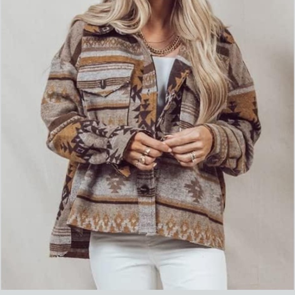 Womens boho Woolen jacket Aztec print - Picture 2 of 5